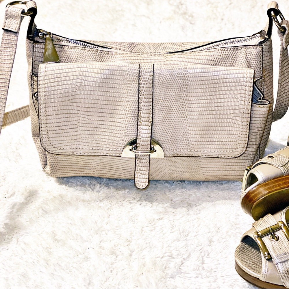 Liz Claiborne Cream Alligator Shoulder Bag